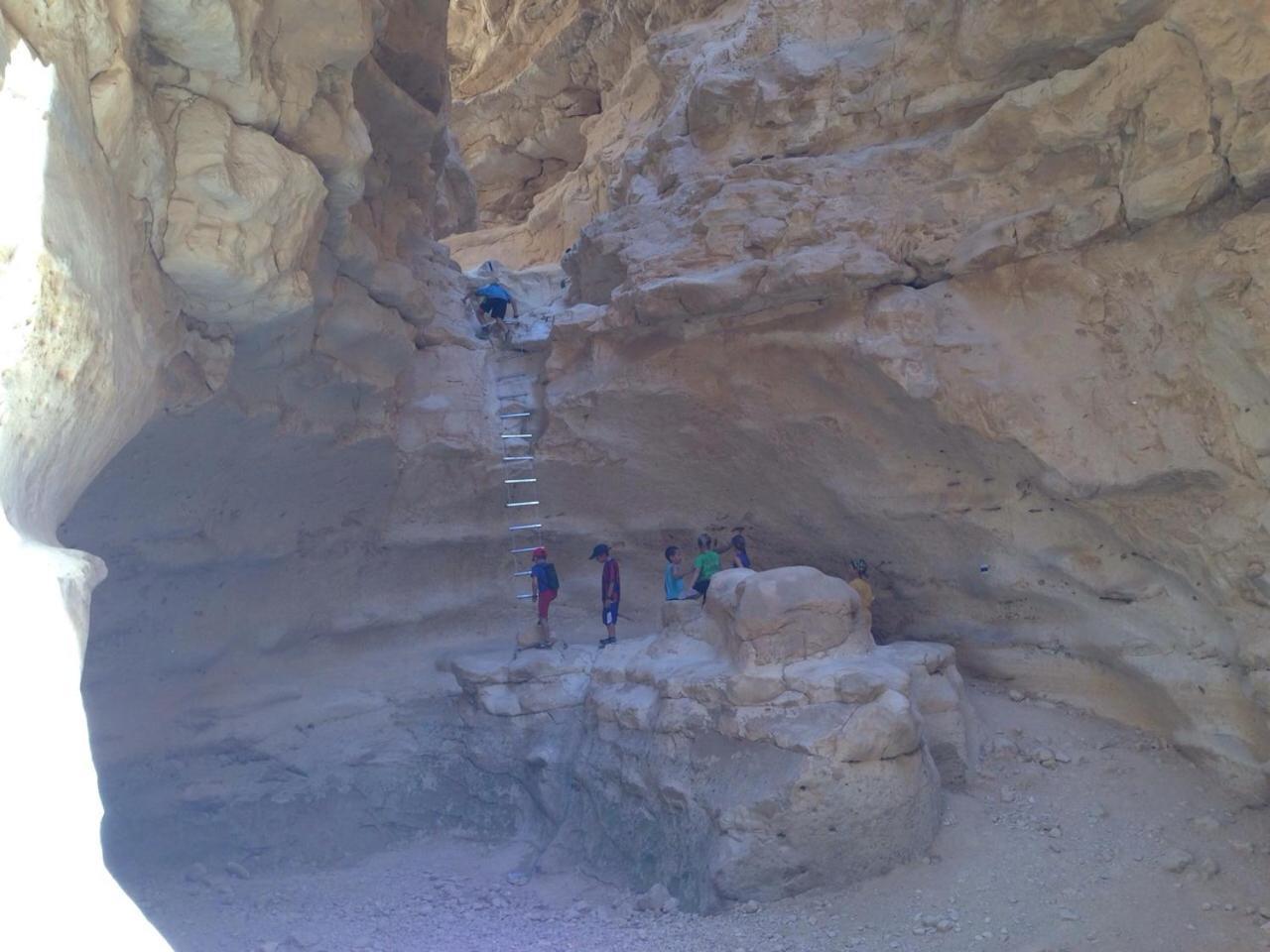 רגע ערבה ‘En Yahav